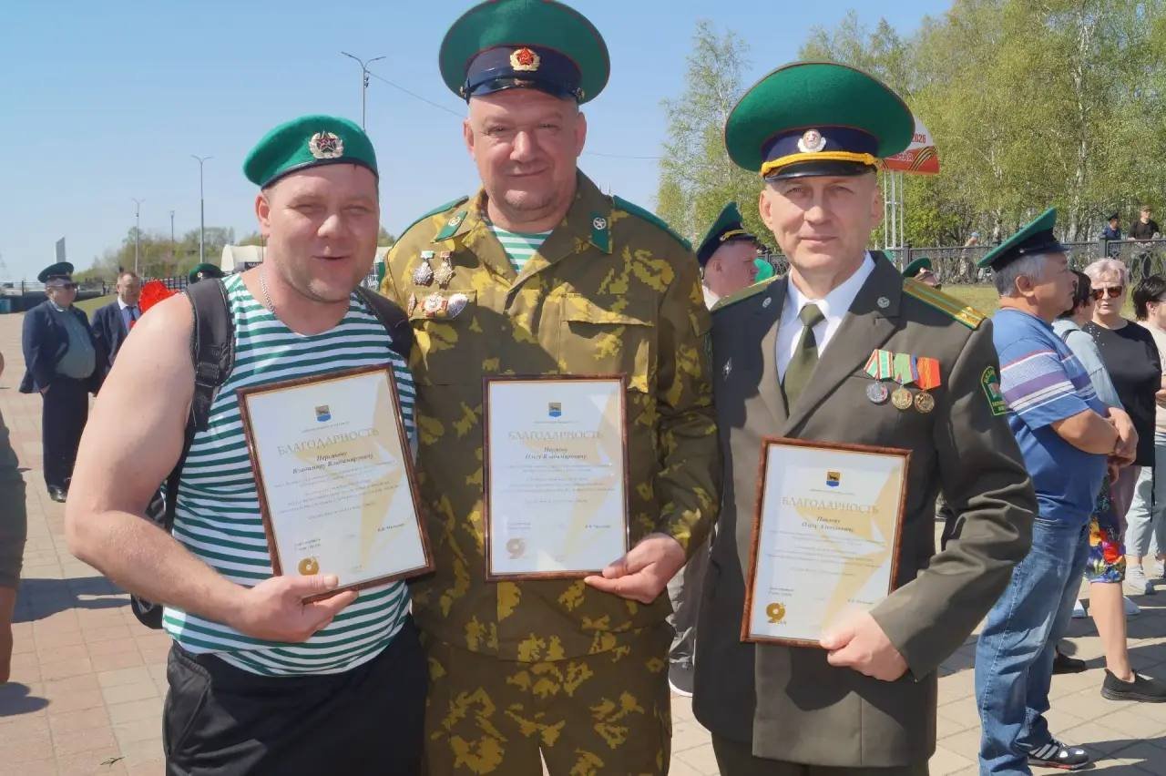 Памятник пограничникам всех поколений