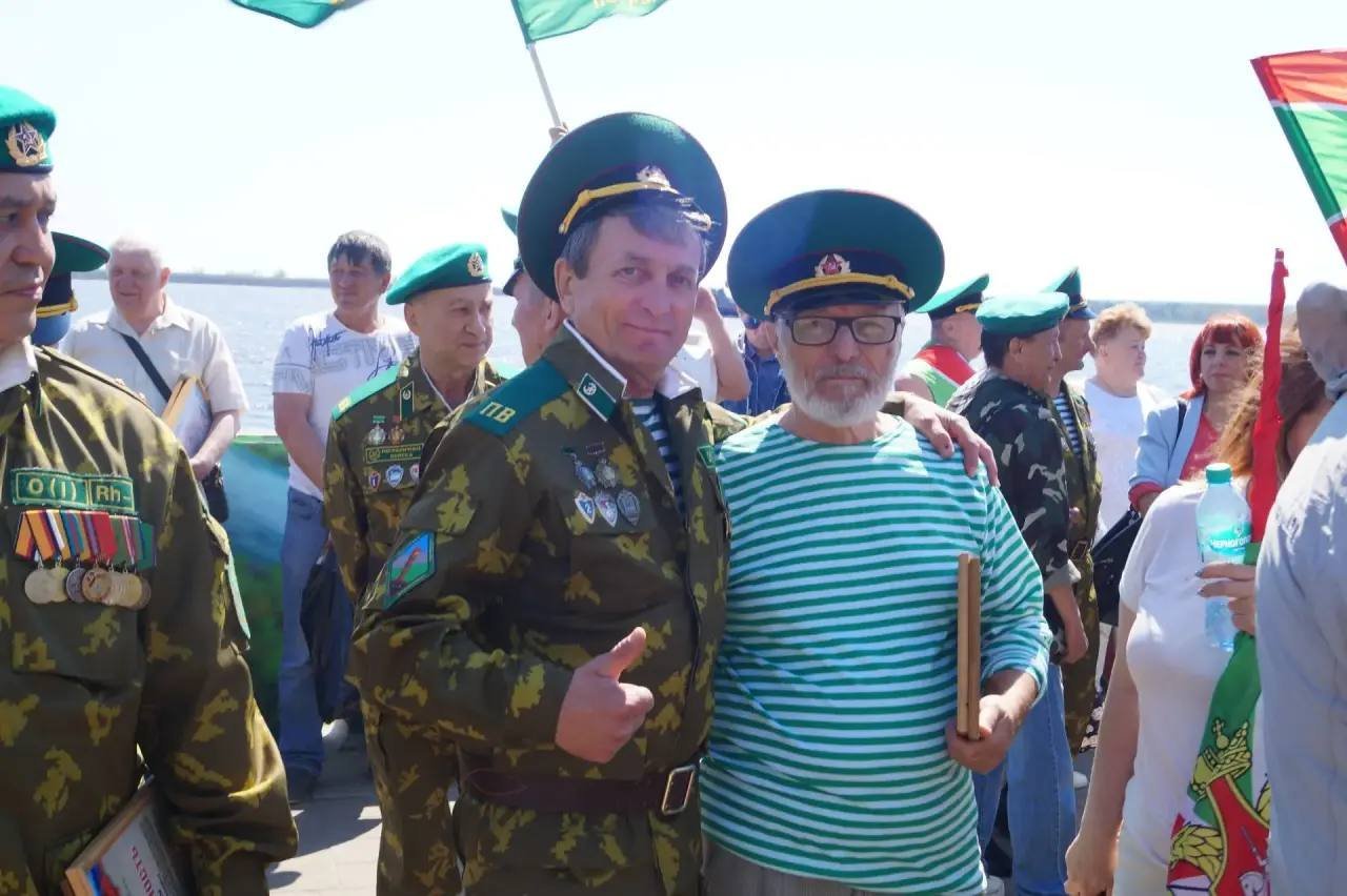 Памятник пограничникам всех поколений